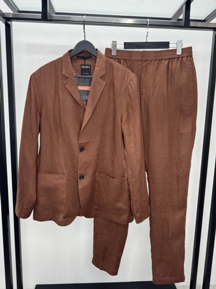 Льняной костюм Ermenegildo Zegna