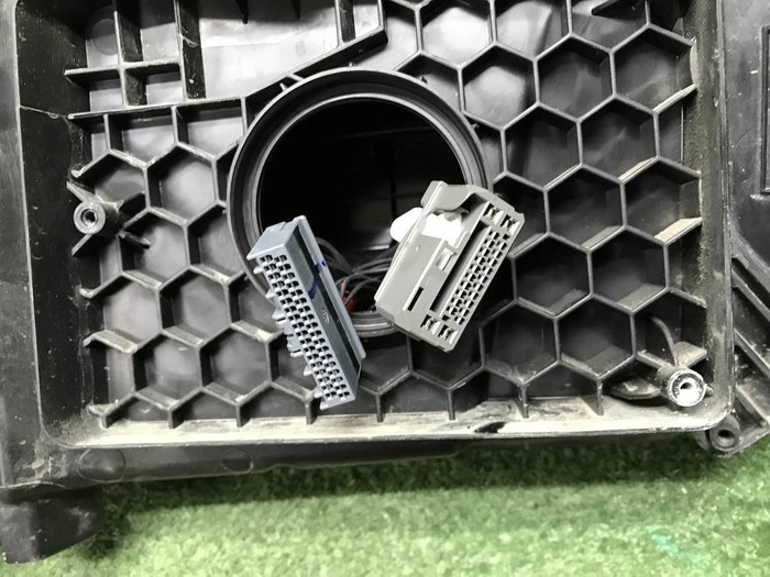 Битая Фара левая Zeekr X (2023-н.в.) LED