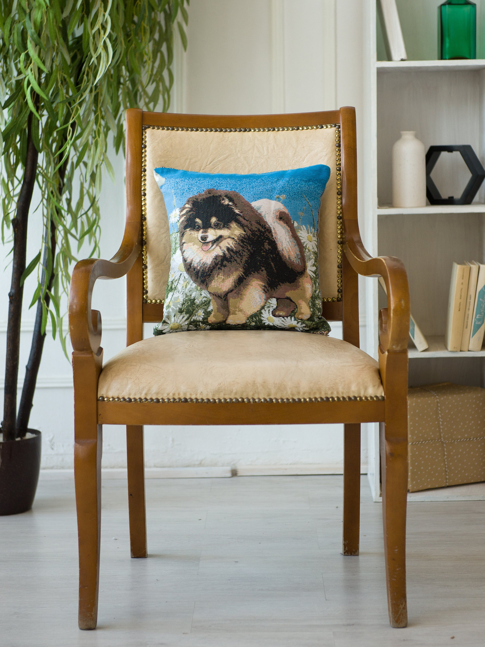 Декоративный гобеленовый чехол для интерьерной подушки Шпиц 38*38