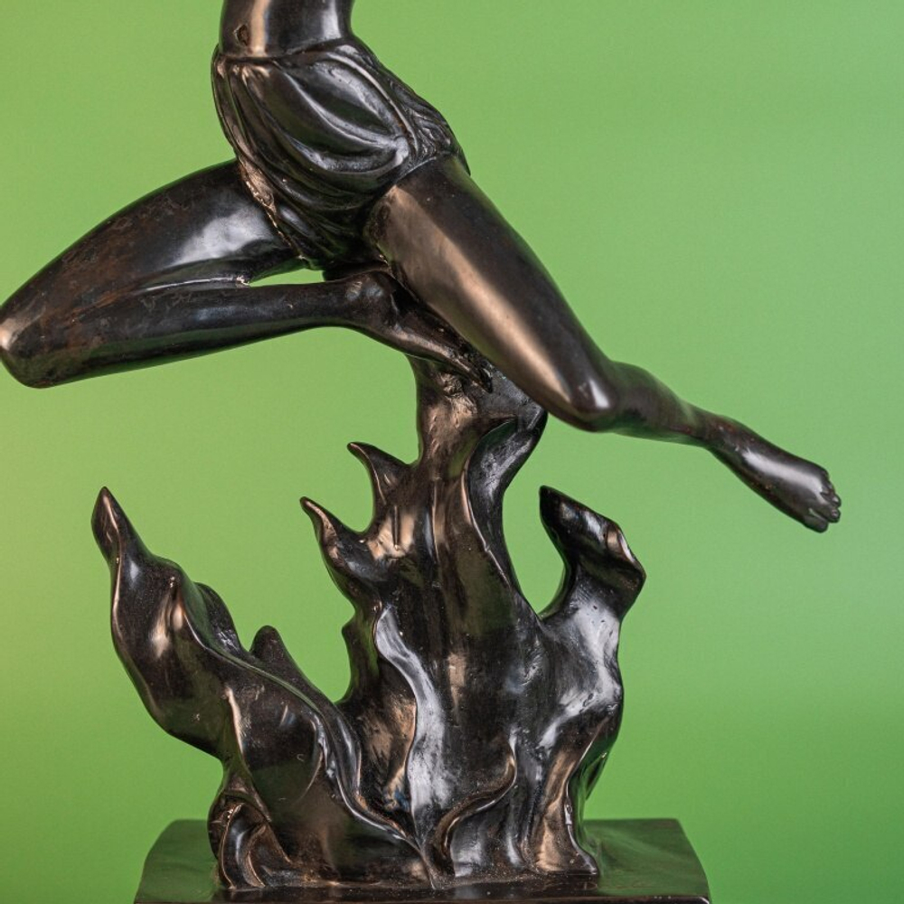 Скульптура в стиле Ар-Деко «Танец огня»