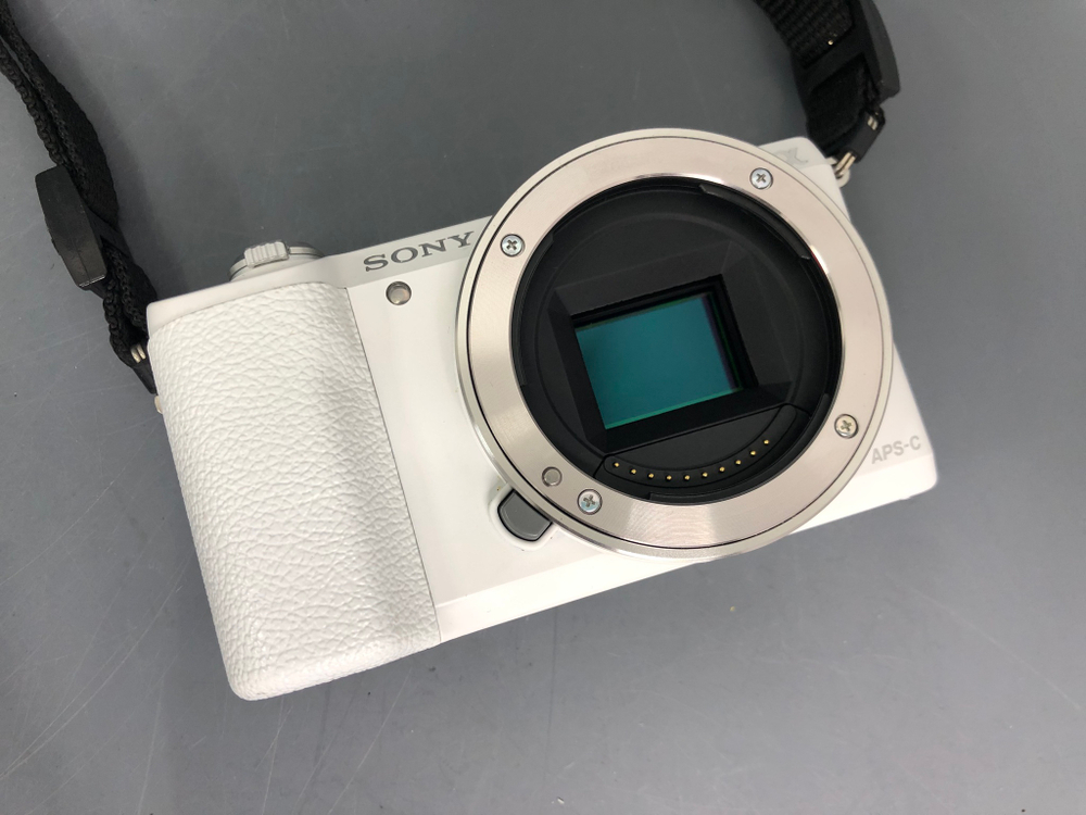 Sony A5100 kit 16-50mm (1.720 кадров)