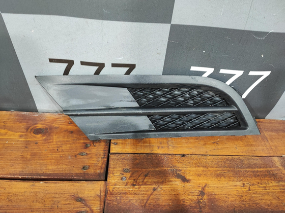 Накладка переднего бампера Volkswagen Jetta 6 14-18 Б/У Оригинал 5C6853665H