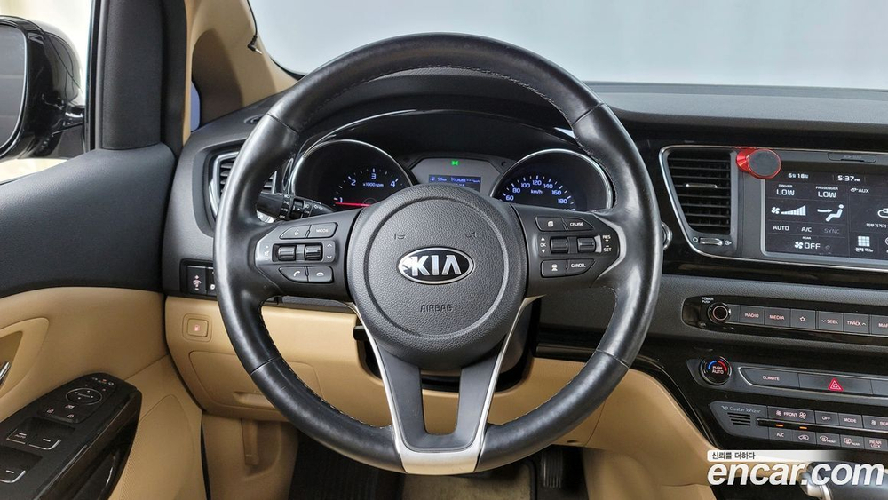 Kia The New Carnival (Sedona) 9-и местный High Limousine (03.2020)