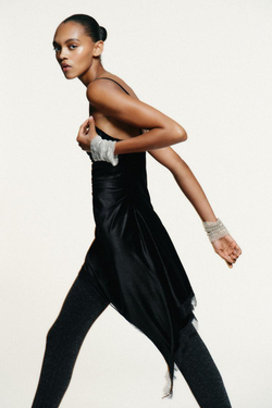 ZARA БАРХАТНОЕ ПЛАТЬЕ АСИММЕТРИЧНОГО КРОЯ С КРУЖЕВОМ, ЧЕРНЫЙ