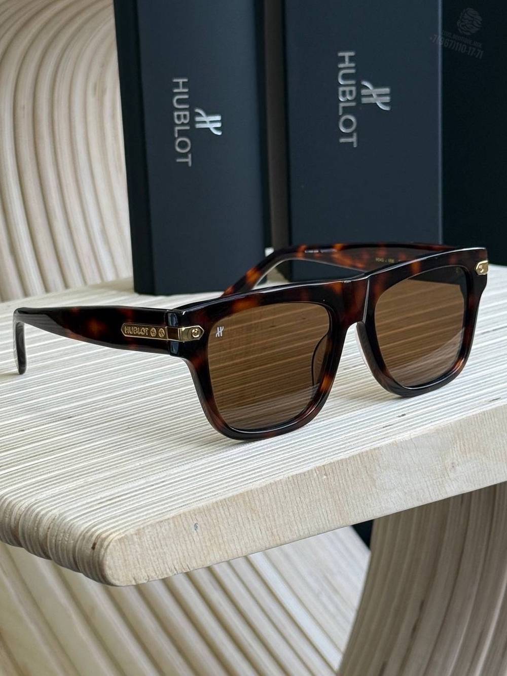Солнечные очки Hublot