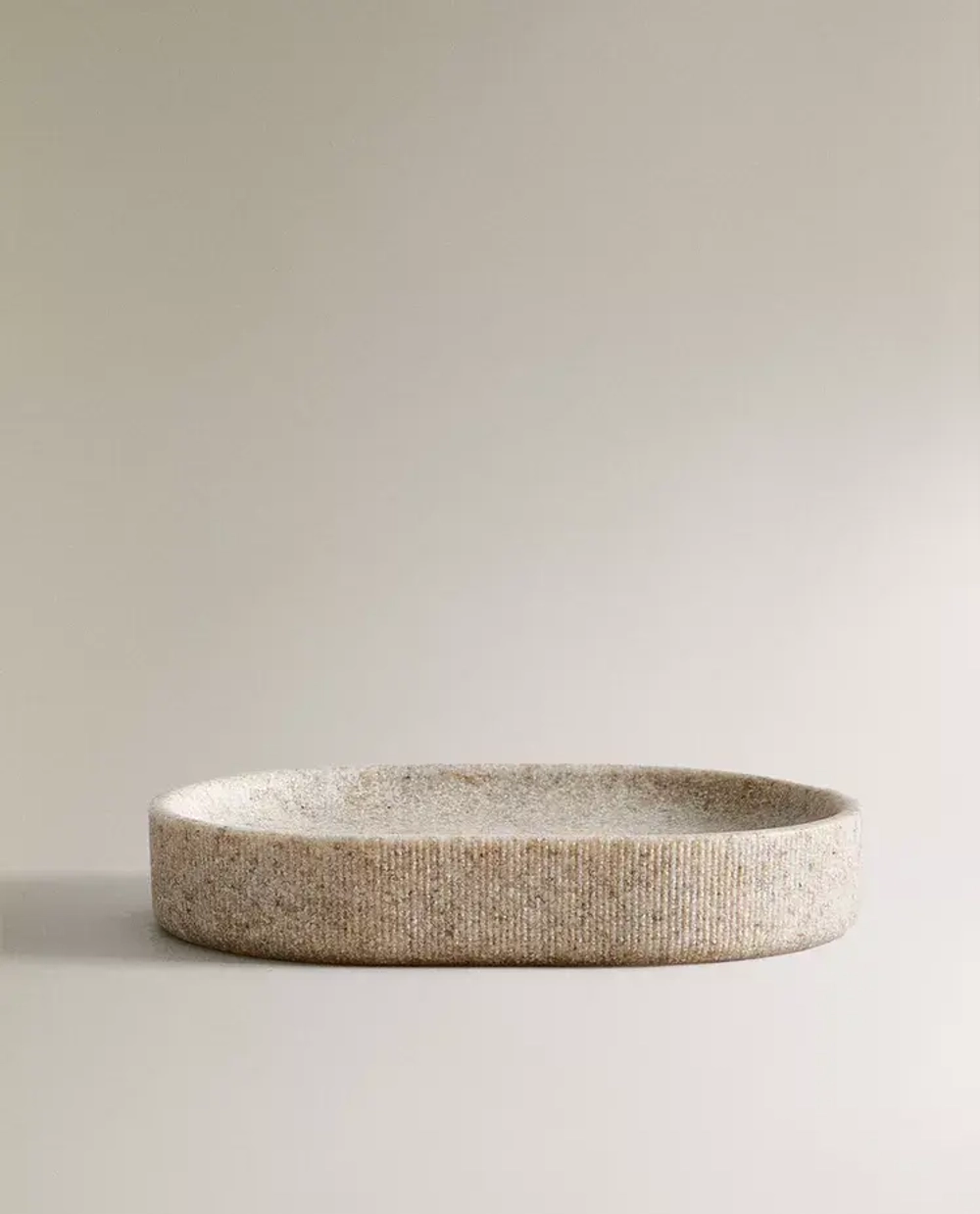 ZARA HOME МЫЛЬНИЦА ИЗ СМОЛЫ , БЕЖЕВЫЙ