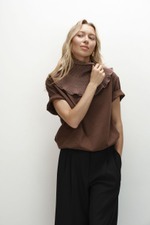 Манишка из шерсти мериноса