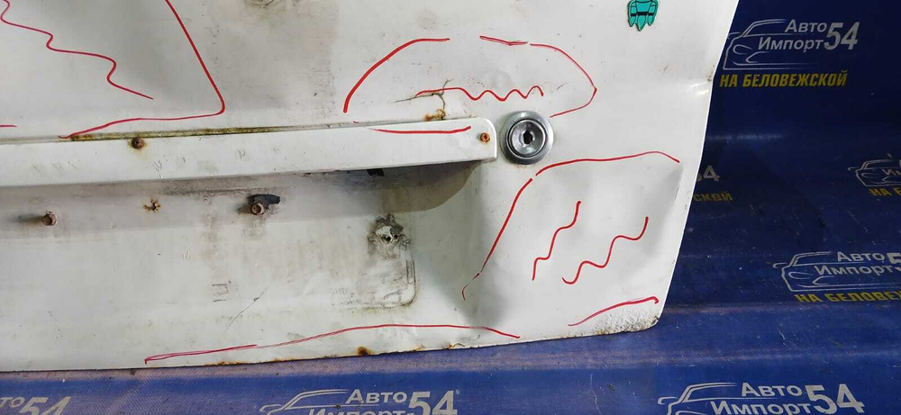 Дверь пятая MAZDA DEMIO 1998