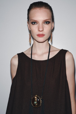 ZARA ОЖЕРЕЛЬЕ ИЗ ШНУРА С КАМНЯМИ, ЗОЛОТИСТЫЙ