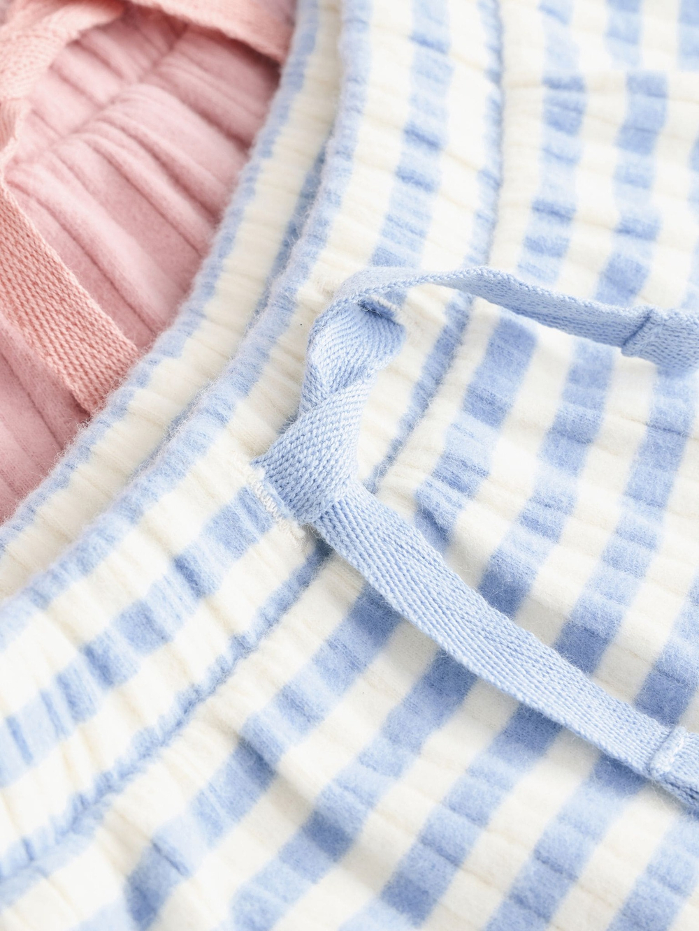 Футболка и шорты в комплекте для девочки Next E65-370, 2 шт., Молочный, Розовый, Голубой