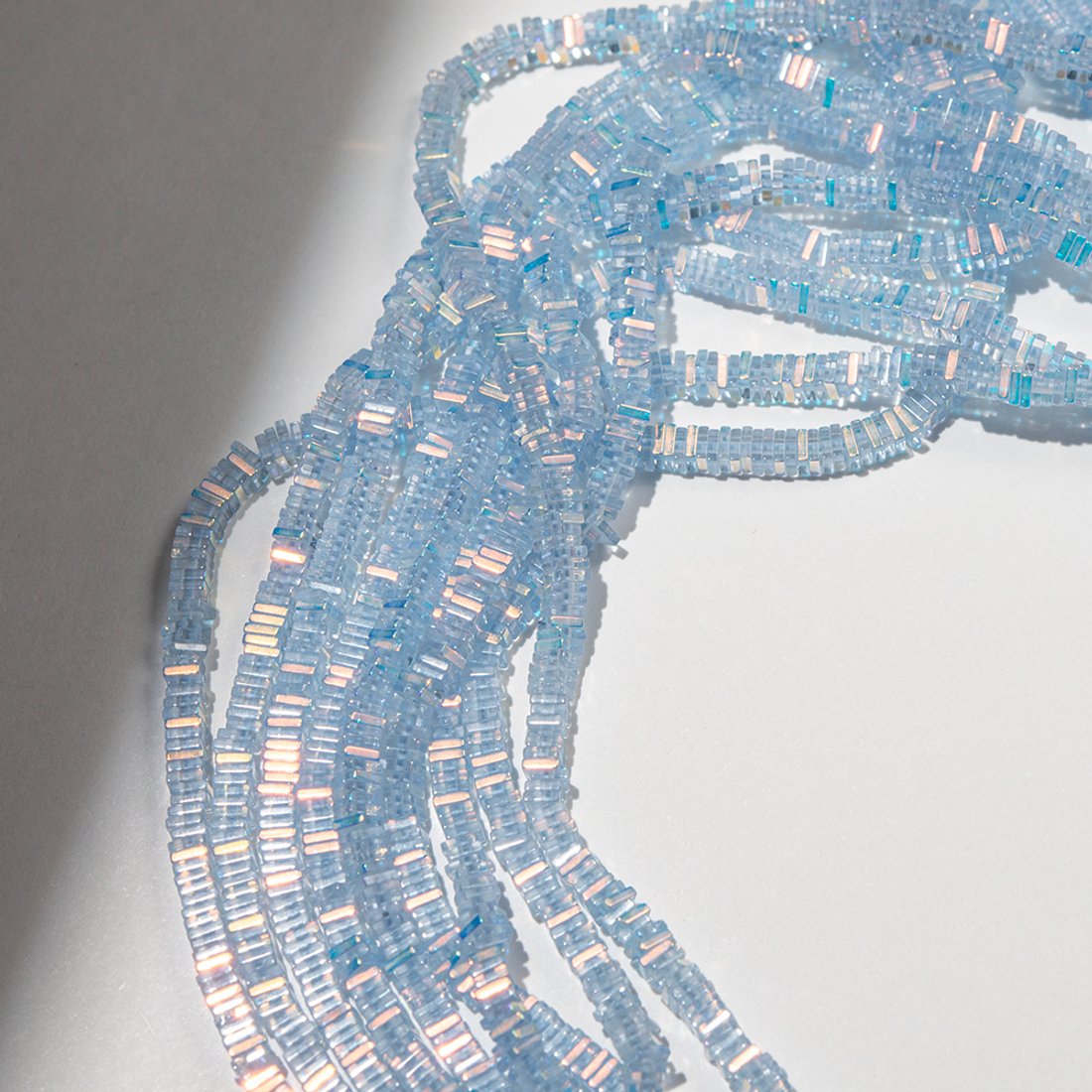 Хрустальные бусины с покрытием AB, оттенок "Голубой", 3*1мм, квадраты