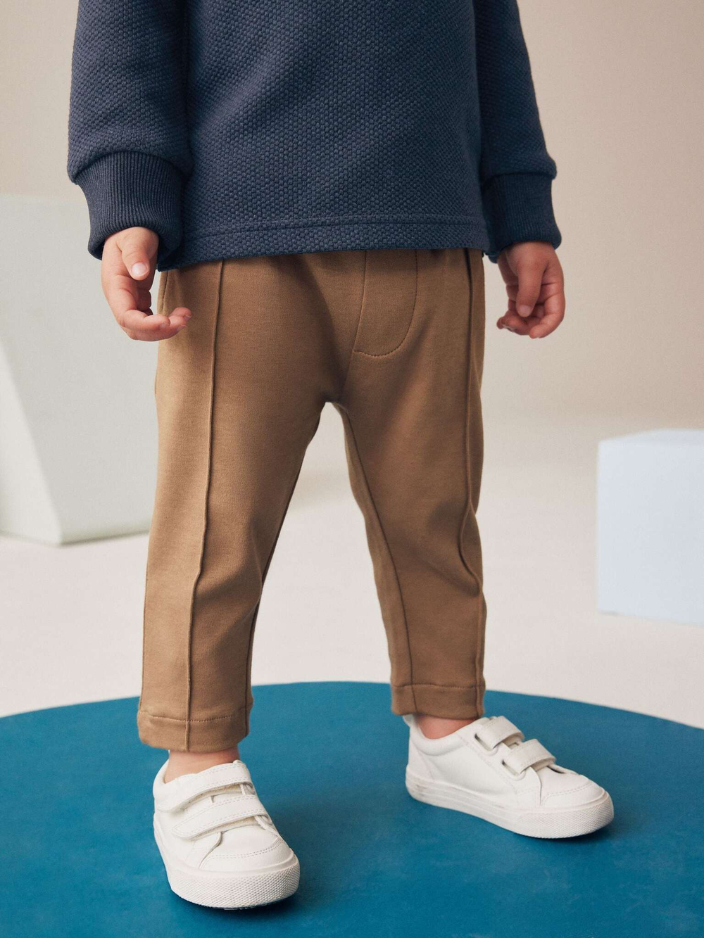 Поло с длинным рукавом и брюки в комплекте для мальчика Next 948-986, Темно-синий, Бежевый