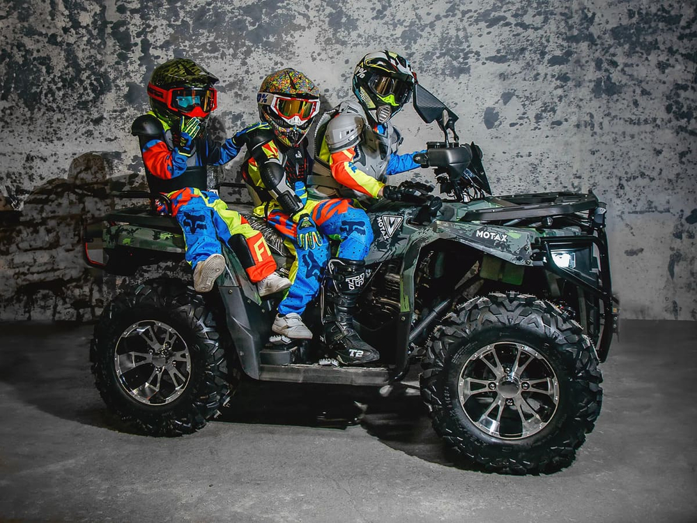 Квадроцикл MOTAX Grizlik 300