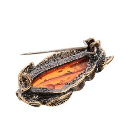 AM-2567 Брошь «Винтажный листик» (латунь, янтарь)