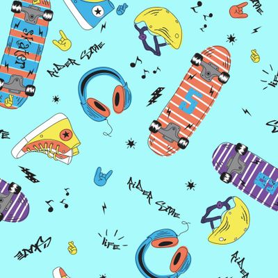 Молодежный принт со скейтами