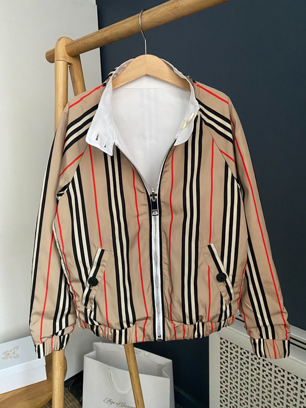 Куртка-бомбер Burberry, 140