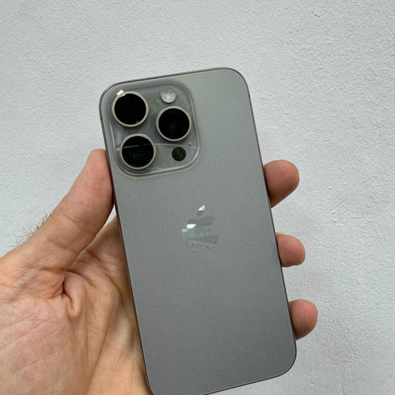 Apple iPhone 15 Pro 256GB АКБ 100% (коробка)