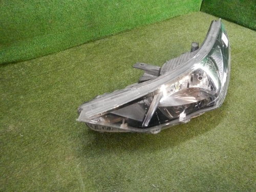 Битая Фара левая Hyundai Solaris 2 (2020-н.в.) галоген