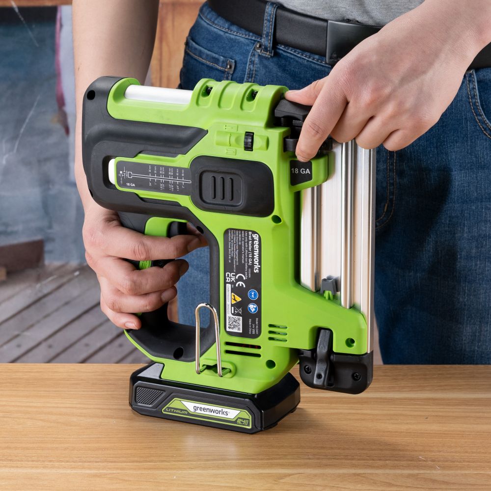 Нейлер аккумуляторный Greenworks, GD24BN, 3400707,24v, без АКБ и ЗУ