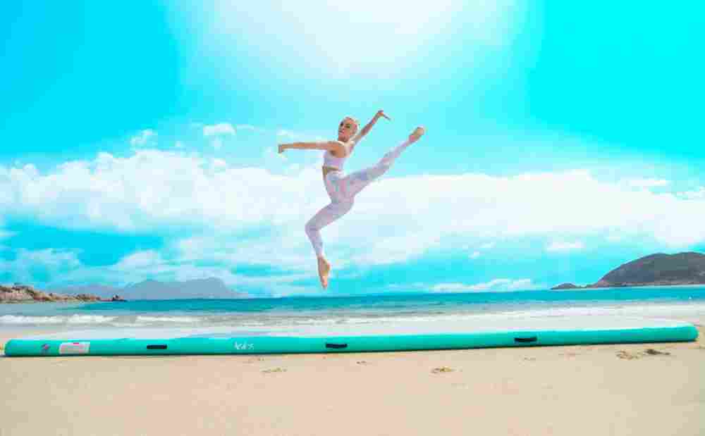 Надувной акробатический мат «Престиж» для центров 10×2×0,1 м