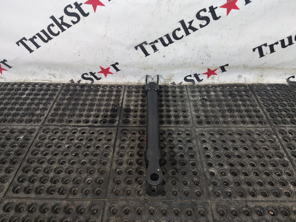 Стойка заднего стабилизатора 2023г