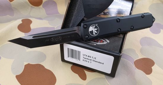 Автоматический нож Microtech MT_233-1T UTX-85 T/E, черн. алюм. рук-ть, черн. клинок