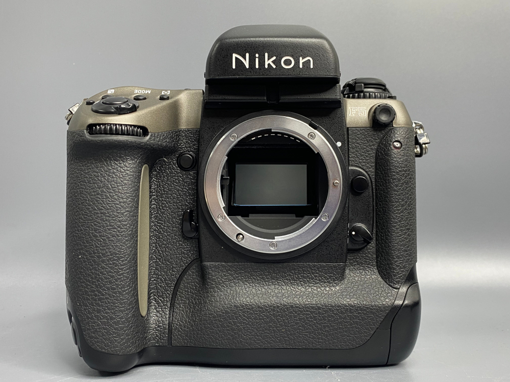 Nikon F5 + MF-28 50th Anniversary Model