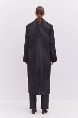 Пальто удлиненное женское темно-серое