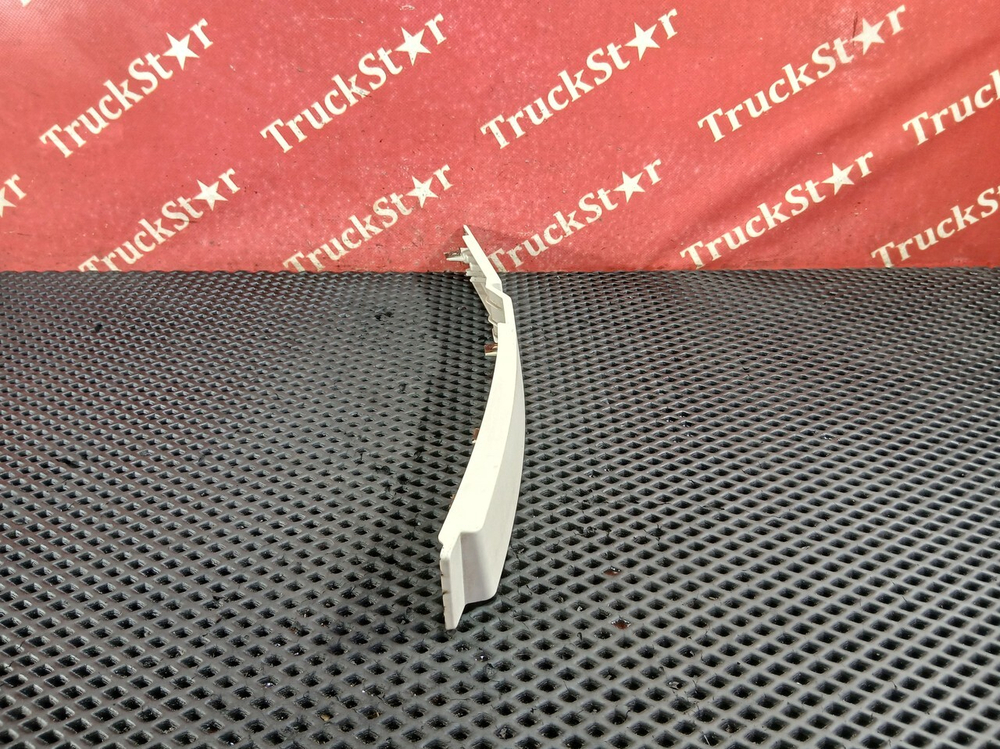 Накладка верхней консоли