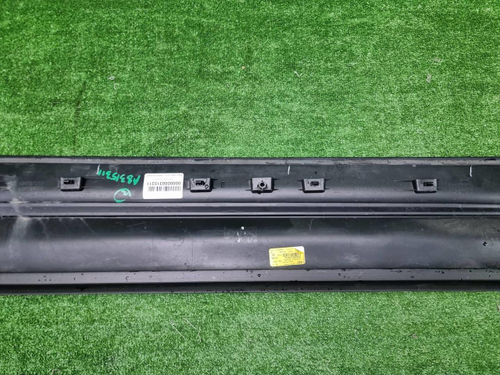 Накладка двери передняя LH Mercedes GLB X247 19-нв