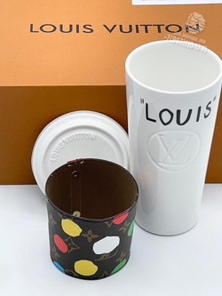 Стакан Louis Vuitton