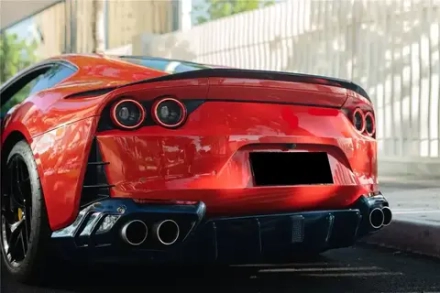 Спойлер GTS на крышку багажника для Ferrari 812 Superfast 2018+ Феррари