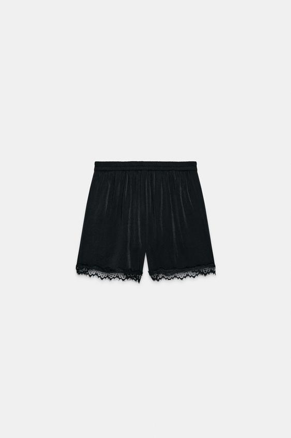 ZARA АТЛАСНЫЕ ШОРТЫ С КРУЖЕВОМ, ЧЕРНЫЙ