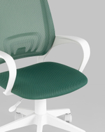 Кресло офисное TopChairs ST-BASIC-W зеленый крестовина пластик белый