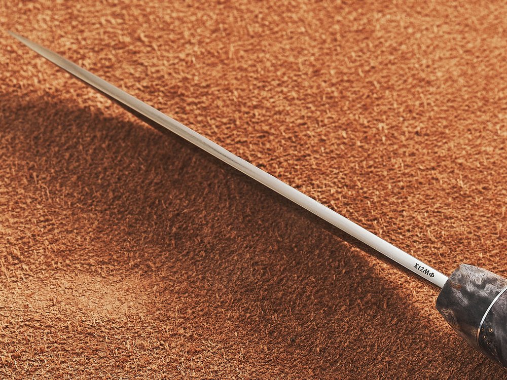 Якутский нож "Амга", сталь Х12МФ, рукоять пепельная стабилизированная карельская береза / акрил янтарь