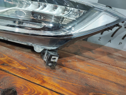 Фара левая LED Honda CR-V 5 (RW) Оригинал целая 33150TLAG11