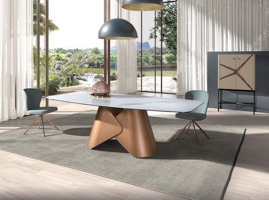 Овальный обеденный стол 1172 из белой керамики и бронзовой стали