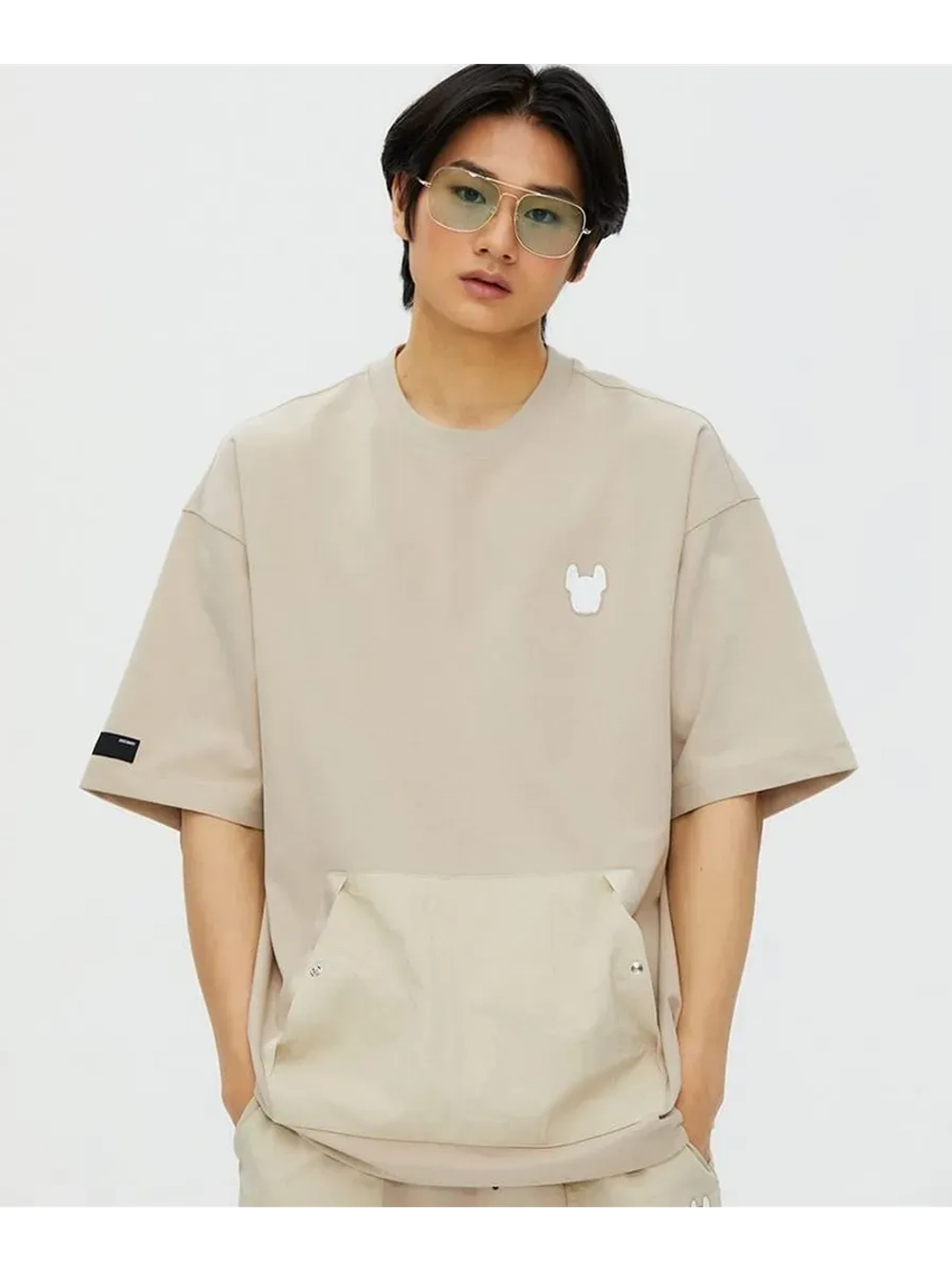 Футболка с нашивным карманом