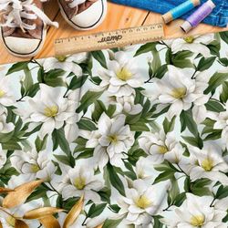Ткань Ниагара Софт белые цветы на зеленых листьях