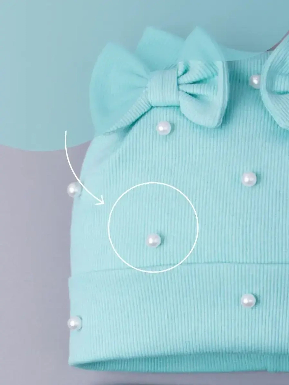 Шапка для девочки на осень с ушками и снуд