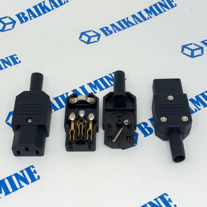 Штекер/вилка C13(прямая)