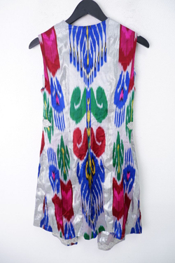 Костюм карнавальный разноцветный с камнями 42 размер