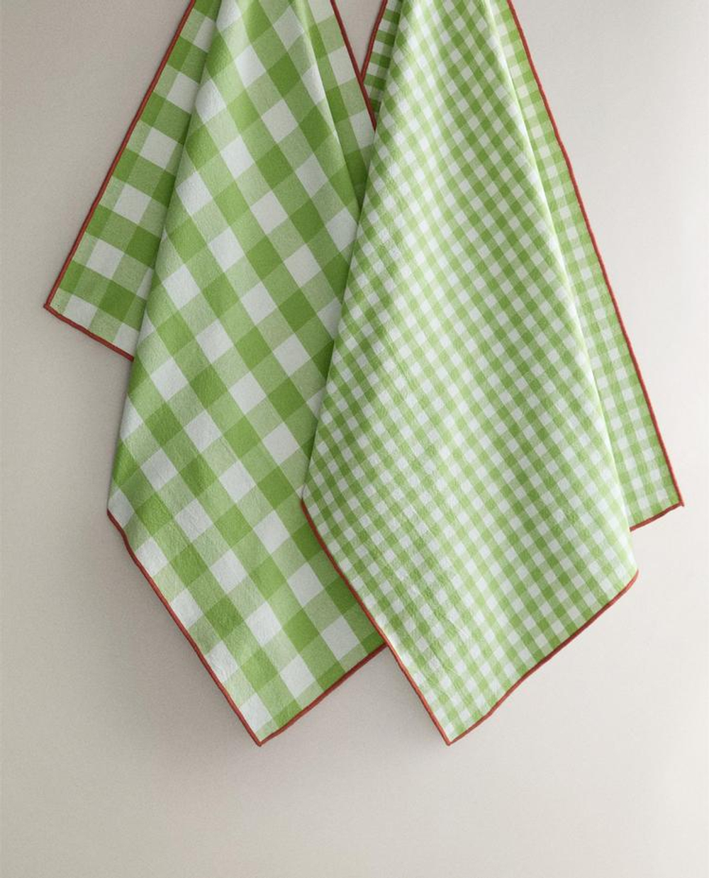 ZARA HOME КУХОННЫЕ ПОЛОТЕНЦА В КЛЕТКУ (НАБОР ИЗ 2 ШТ.), ЗЕЛЕНЫЙ
