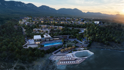 ЖК "CASA DEL MARE" Северный Кипр, район Esentepe. Расположен в элитном районе Северного Кипра, на берегу Средиземного моря, с собственной лагуной 20 минут до столицы