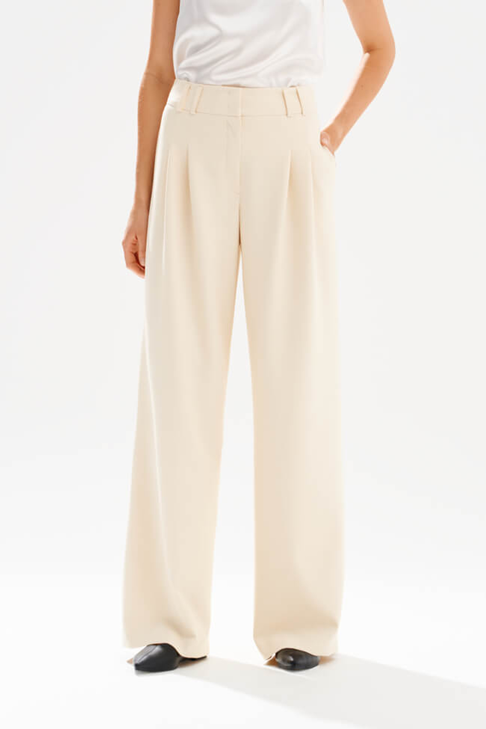 31265 Брюки женские (сливочный)