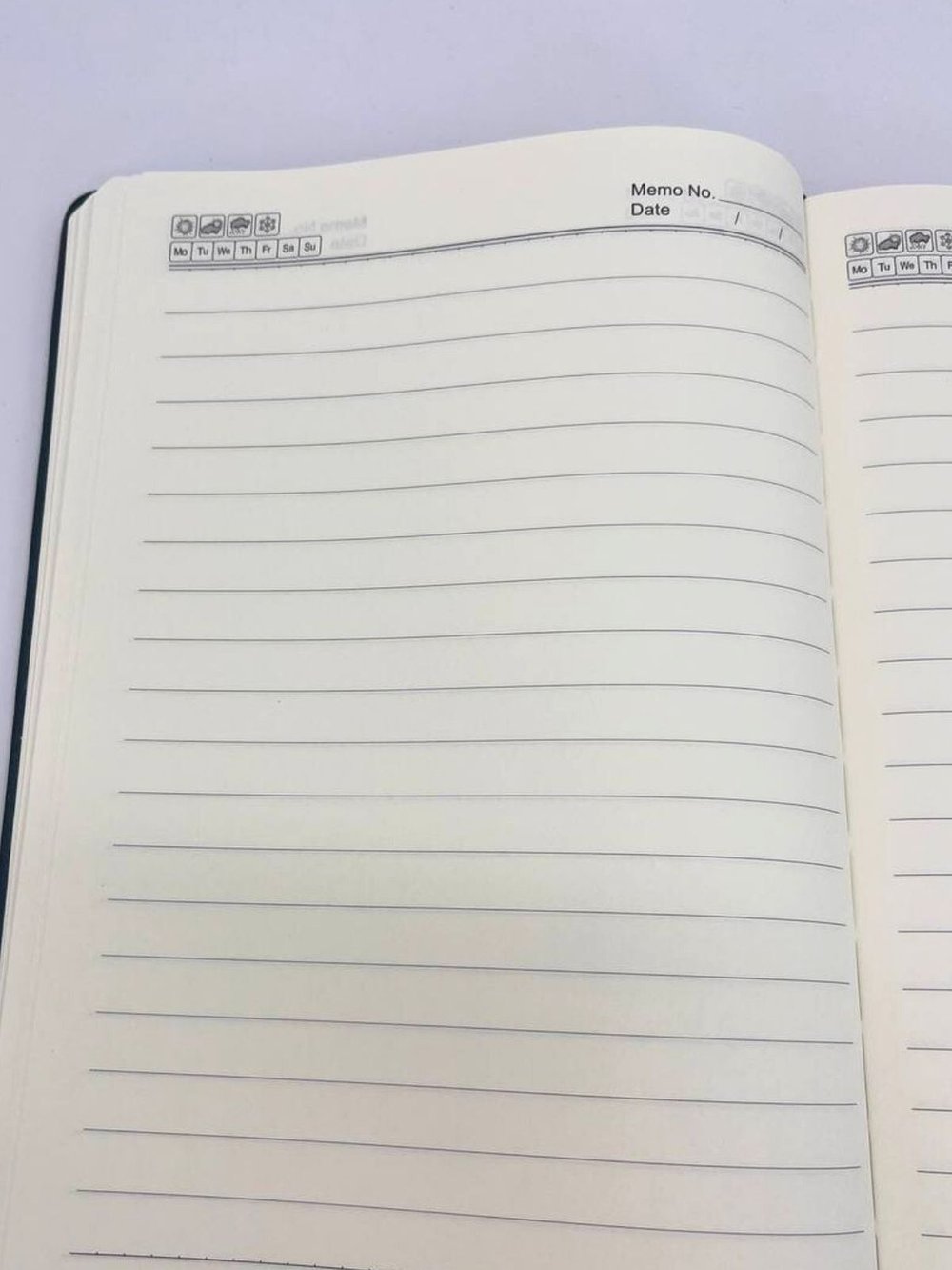 Блокнот 135 л. В5 25*17,5 см лин. сиреневые цветы  (7670-7)