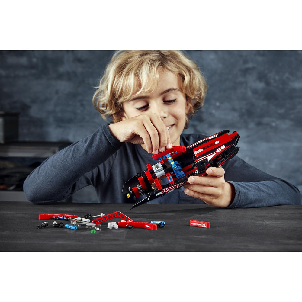 LEGO Technic: Моторная лодка 42089 — Power Boat — Лего Техник