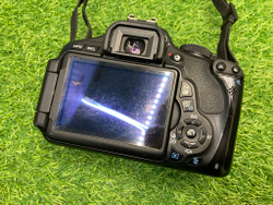 Canon 600D kit 18-55mm 3.5-5.6 IS II 7.500 кадров