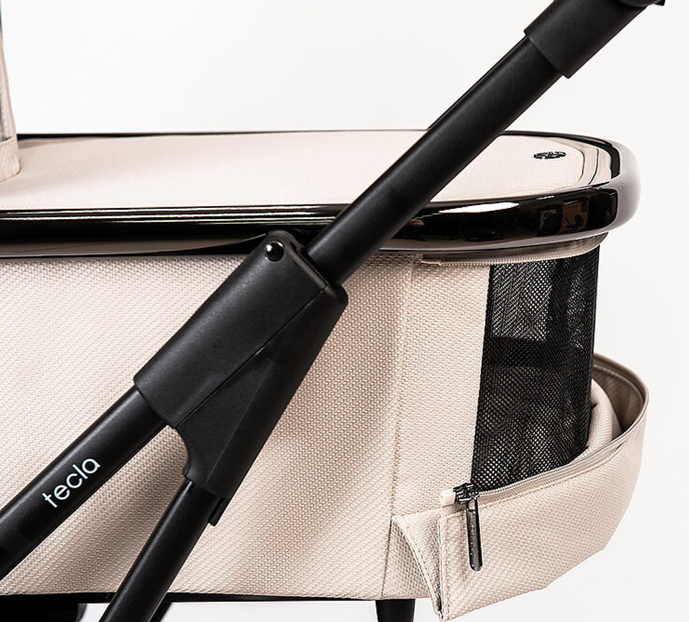 Детская коляска Peppy Tecla 3 в 1 с автокреслом Verona Black Stone Chrome Edition Бежевый