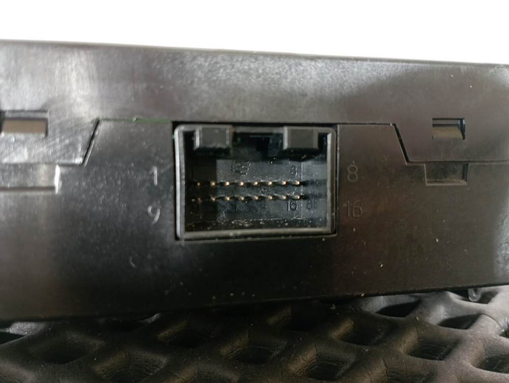 Модуль переключателей кабины 2018г